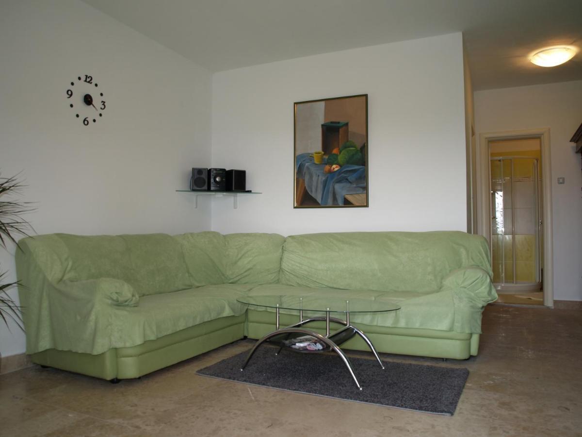 Roč Apartment Pud Oreh חדר תמונה